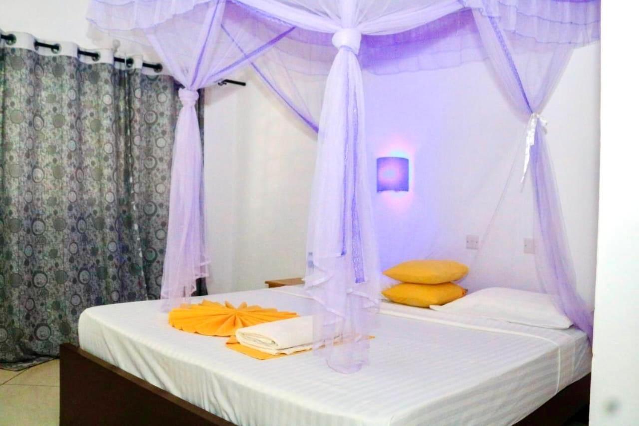Papillon Garden Bar Villas Bamburi Esterno foto